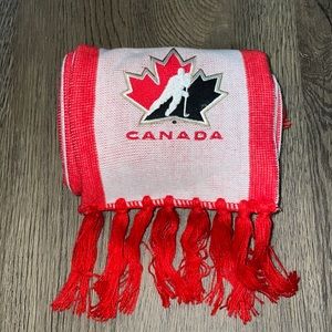 Team Canada Nike Hockey Scarf